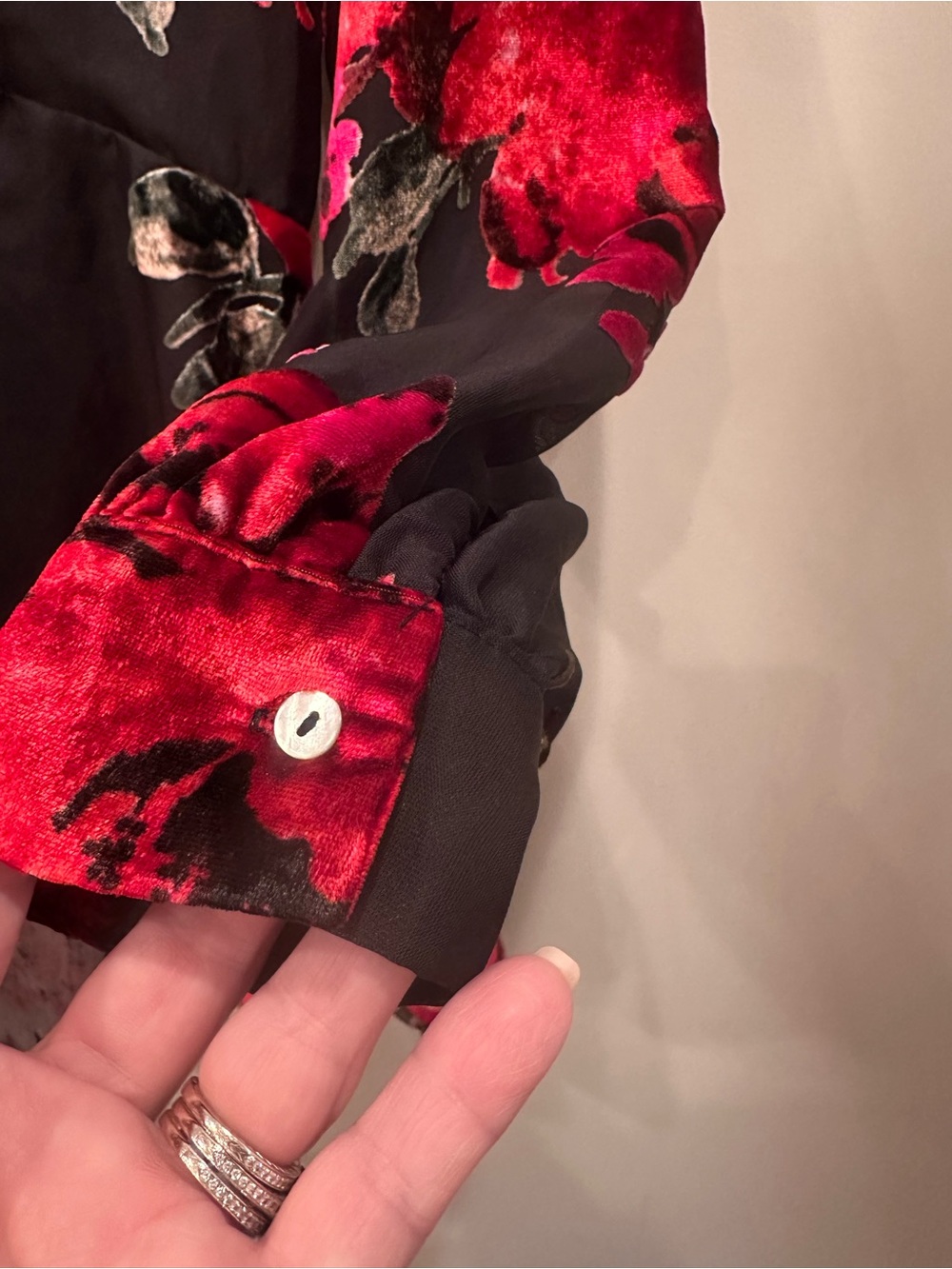 Velvet Burnout Dark Floral Sheer V Neck Floral Tie-Front Blouse Kimono Sz M - Picture 6 of 11